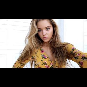 Meet your Posher, Lauren